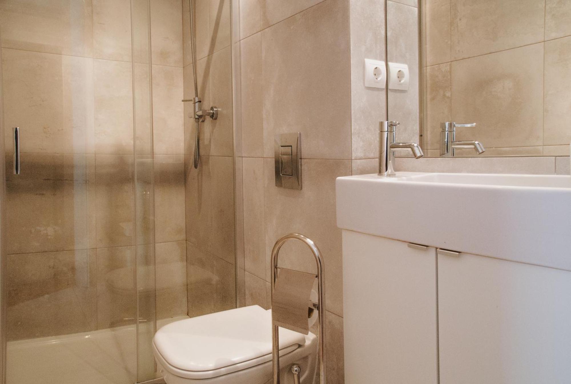 Twin Room with Private Bathroom,1281107008:JPEG